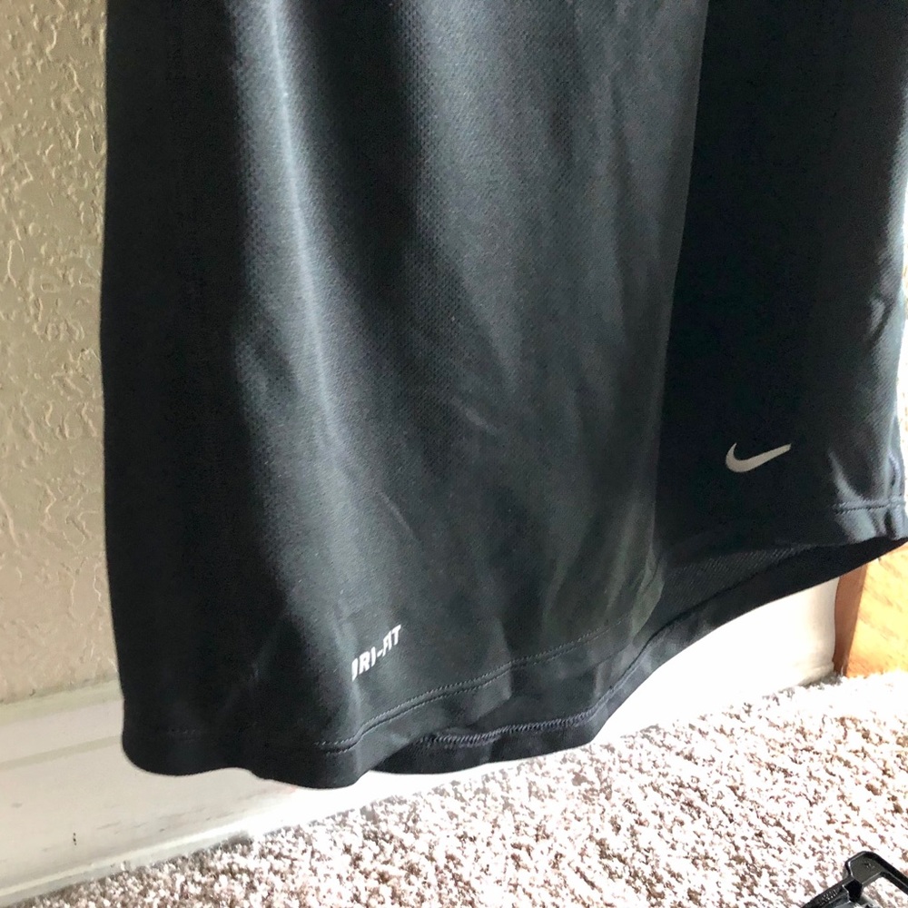 Nike Tanktop - Picture 6 of 7